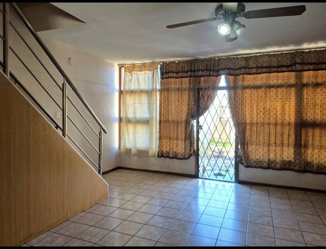 2 BEDROOM APARTMENT FOR SALE IN SOUTHERNWOOD